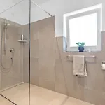 Wellness- Doppelhaushaelfte 