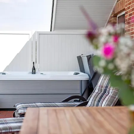 Wellness- Doppelhaushaelfte 